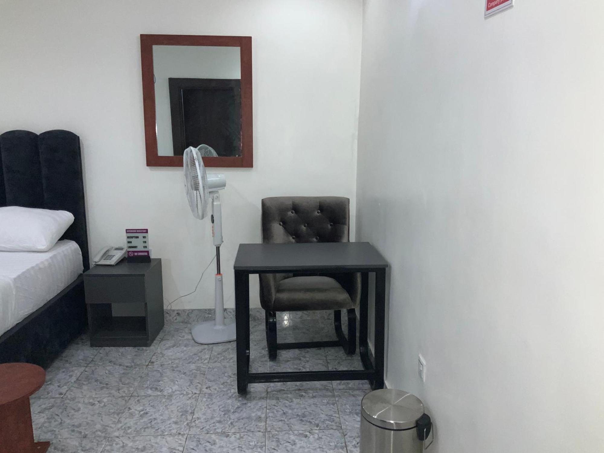 March Forte 3 Bedroom Apartment Ikeja Buitenkant foto